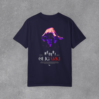 🎆Koyu Renk Grafik Baskılı Tişört — Neon El "Oligarki" Tasarımlı🫵