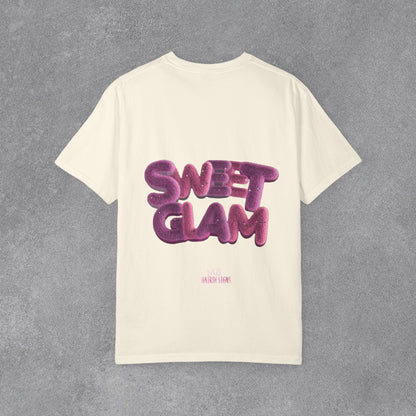 Copy of 💗 TATLI GÖRÜN,TARZINLA İZ BIRAK! 💗  “Sweet Glam” Puff Logo Tee ✨ Pembe kadife pençe detayıyla basic tişört anlayışını tamamen değiştiriyor. 🎀